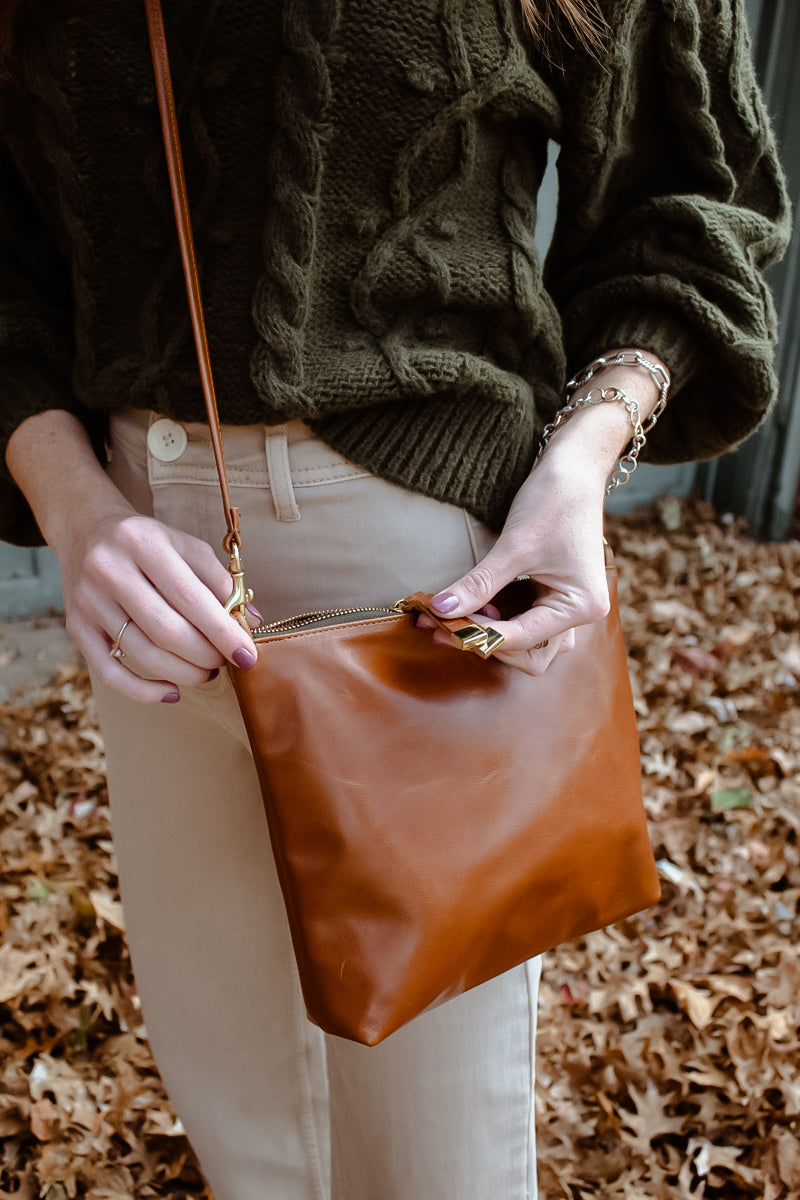 ABBEY CROSSBODY | CHESTNUT