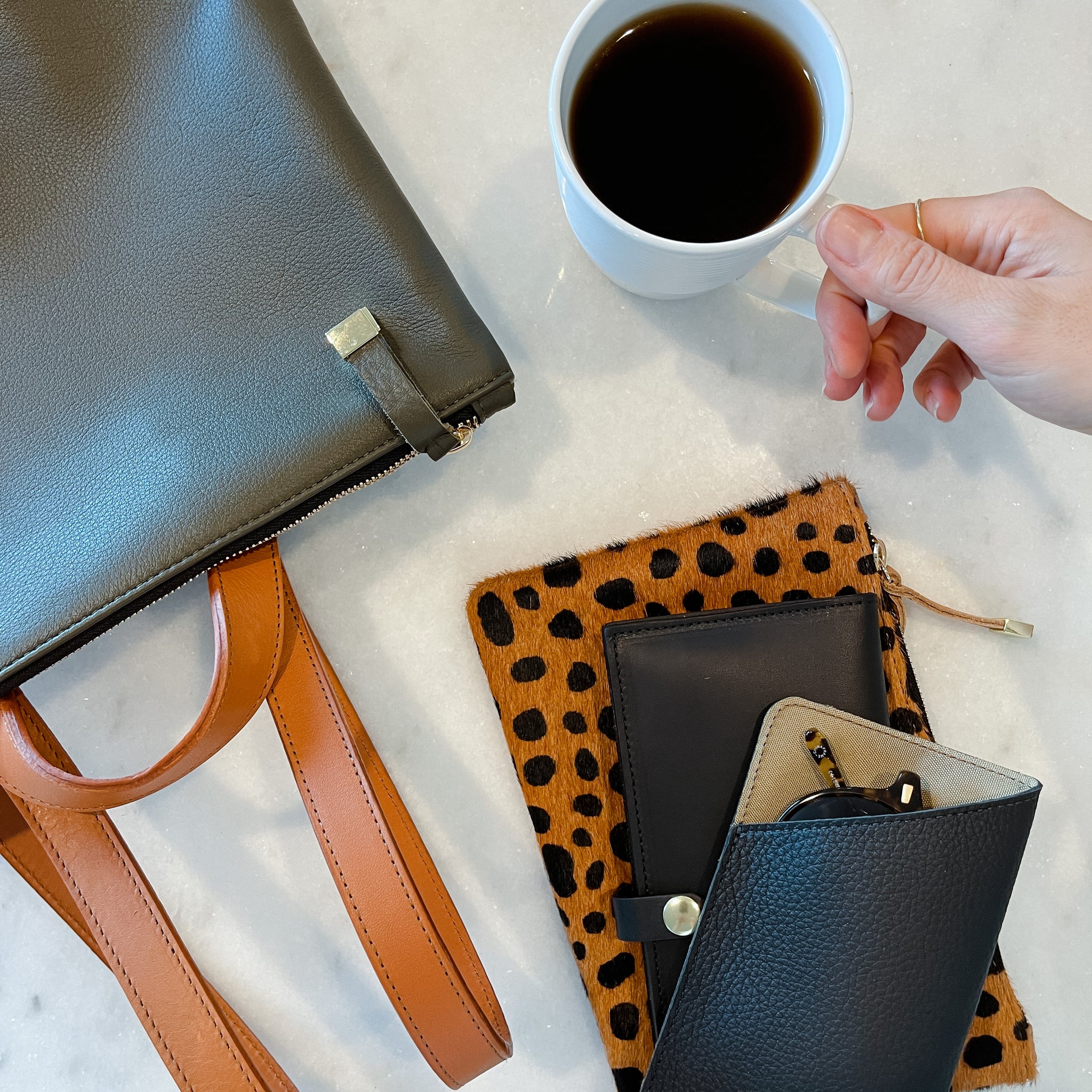 SUNGLASS SLEEVE | BLACK